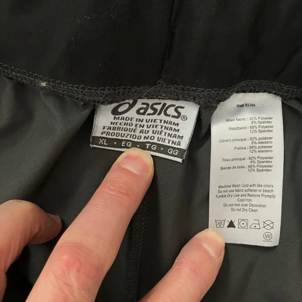 ASICS Men's XL Gray with Black Workout Shorts MEN'S 9IN ASICS MIXER SHORT - Picture 7 of 14